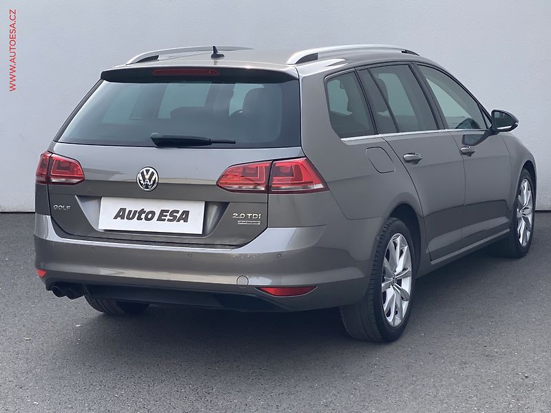 Volkswagen Golf (2013) 2.0 TDi, Highline, DSG, bixen - fotka 4 z 19