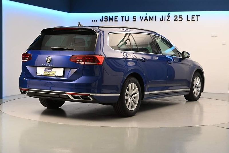 Volkswagen Passat (2022) 2.0 LED DSG ACC R-LINE Paket K - fotka 5 z 33