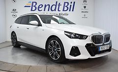 BMW i5 eDrive40 Touring M Kamera Taž  - fotografie inzerátu