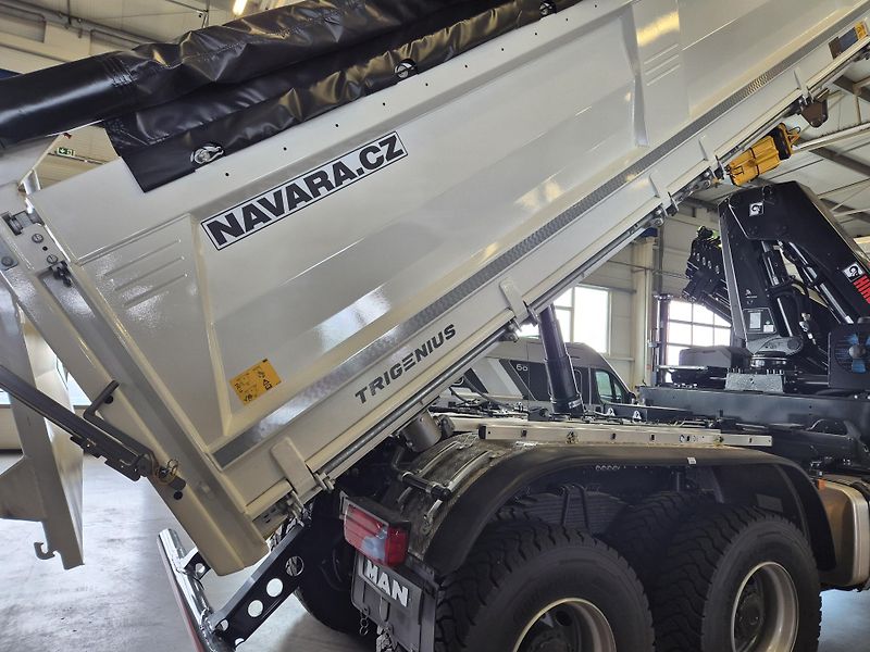 MAN TGS 33.520 6x6 RUKA HIAB SKLÁPĚČ  - fotka 37 z 39
