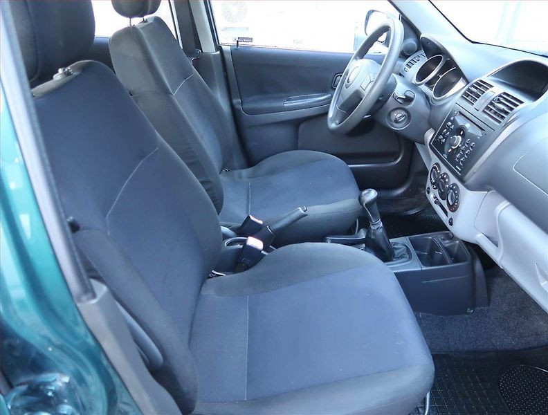 Suzuki Ignis (2005) 1.3, nová STK, dobrý stav - fotka 9 z 15