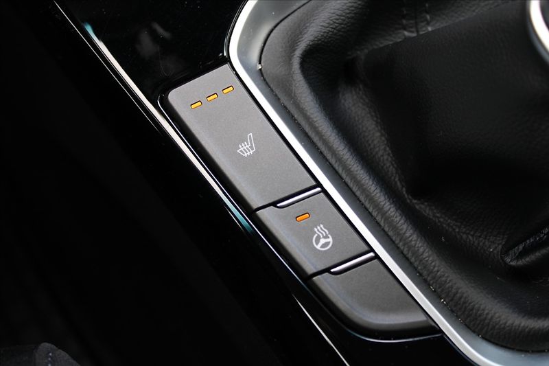 Hyundai i30 1,5 CVVT  ČR,1MAJ,ZÁRUKA,STYLE - fotka 19 z 32