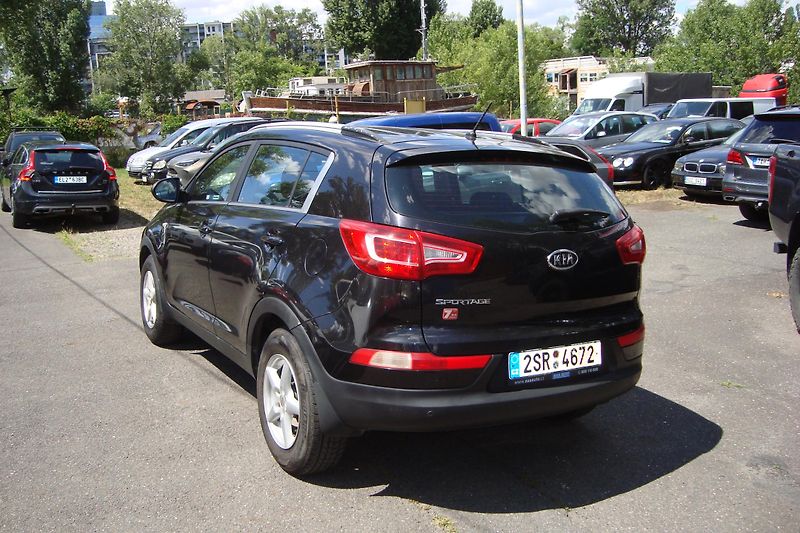 Kia Sportage (2010) 1.6 GDi, 99 kW,ČR,Servisní kn. - fotka 5 z 67