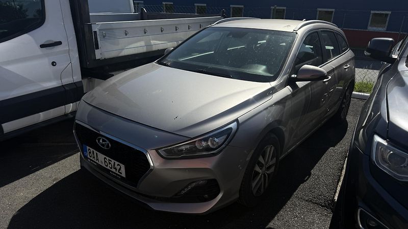 Hyundai i30 (2020) 1.6 CRDI 85KW AUT. MOTOR K.O - fotografie inzerátu