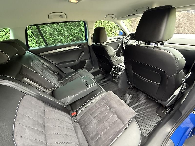 Škoda Superb (2022) 2.0 Tdi 147kW 4x4 STYLE DSG ČR - fotka 11 z 20