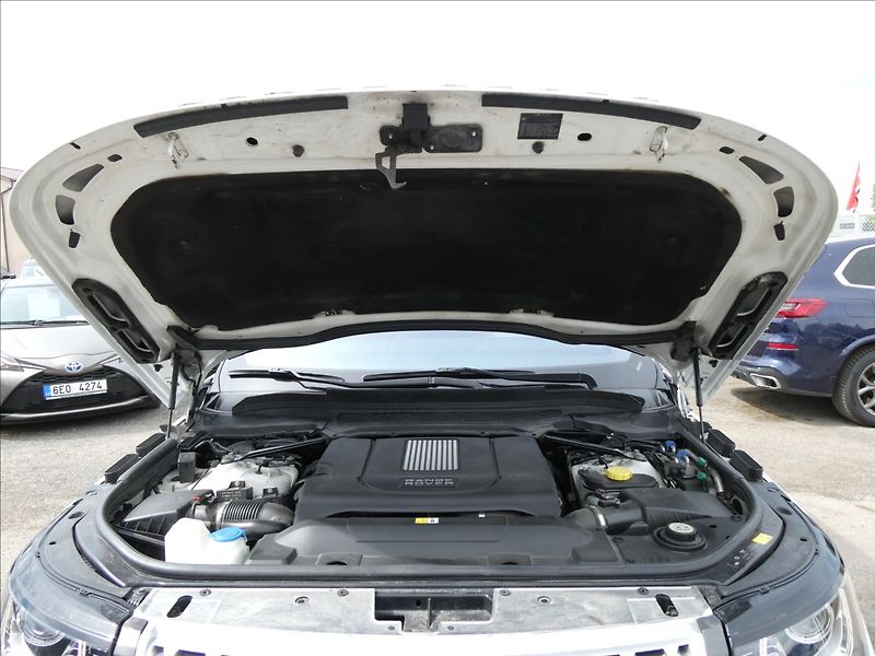 Land Rover Range Rover 4,4 TDV8 Vogue Auto,ČR,2x kola - fotka 42 z 50