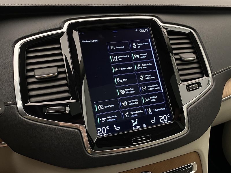 Volvo XC90 D5 AWD INSCRIPTION REZERVACE - fotka 43 z 56