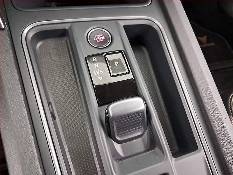 Cupra Formentor (2021) 1.4 e-Hybrid - fotka 13 z 23
