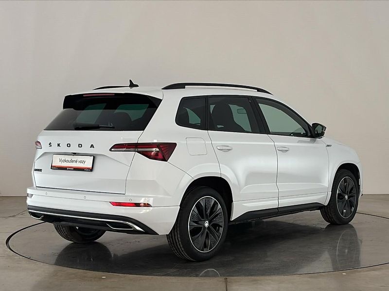 Škoda Karoq SportLine DSG - fotka 2 z 28
