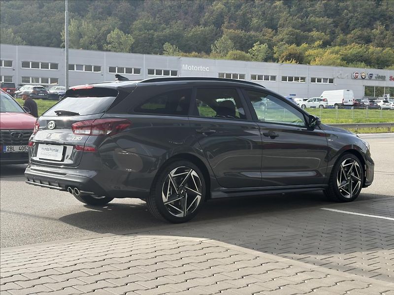 Hyundai i30 (2026) 1,6 T-GDI DCT  WG FL N Line - fotka 3 z 22