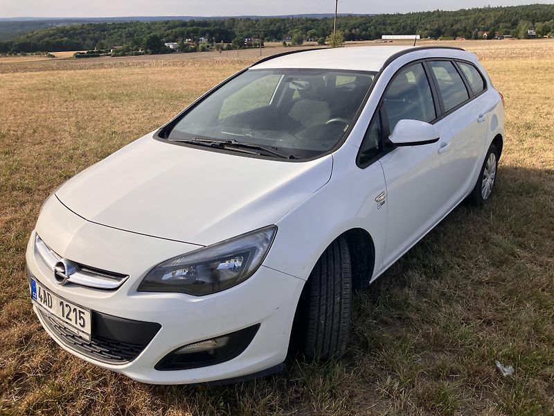 Opel Astra (2014) 1.7 CDTI 2014 servisována DPH - fotka 7 z 29