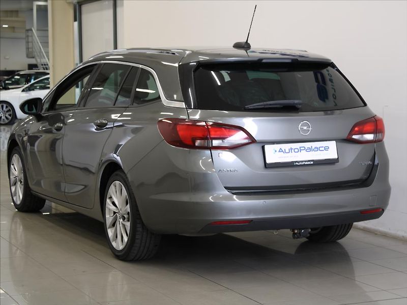 Opel Astra 1,4 Turbo 110kW AT Innovation - fotka 3 z 23