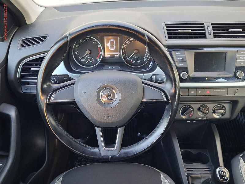 Škoda Fabia (2017) 1.2 TSi, ČR, AC, temp - fotka 11 z 16