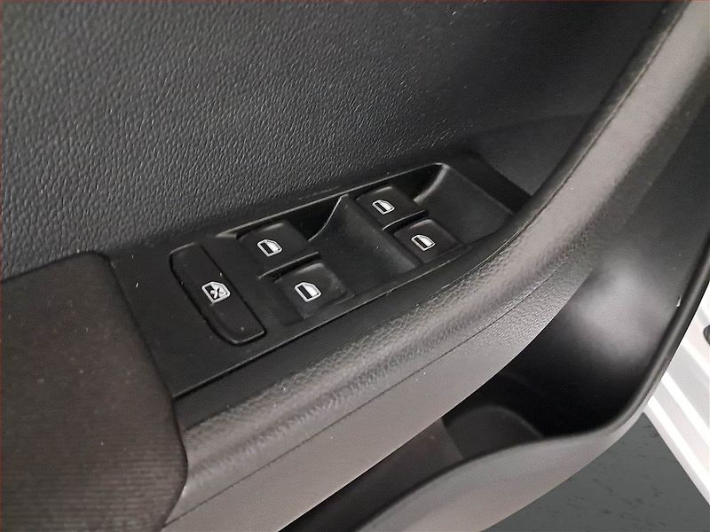 Škoda Fabia (2015) 1.4 TDI, Tempomat - fotka 15 z 15