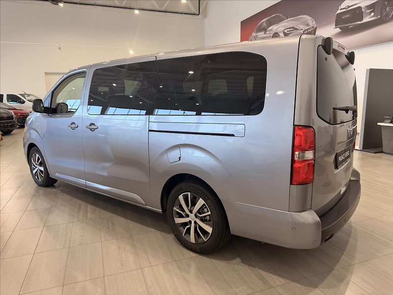 Toyota ProAce Verso (2025) 2,0 Diesel (177hp) L2 8AT  Fam - fotka 3 z 10
