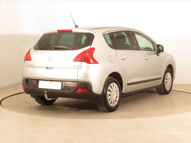 Peugeot 3008 (2010) 1.6 HDi, Tempomat - fotka 5 z 14