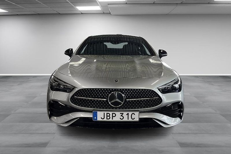 Mercedes-Benz CLE 300 4M AMG Premium Pano Burm - fotka 2 z 21