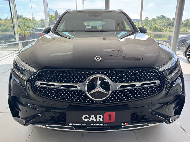 Mercedes-Benz GLC 300d 4MATIC*198kW*AMG*Tažné - fotka 3 z 38