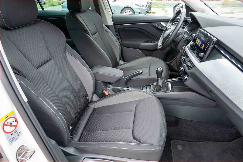 Škoda Kamiq (2023) Ambition 1.0 TSI, Serv.kniha - fotka 9 z 16