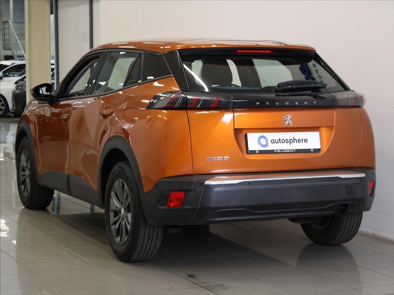 Peugeot 2008 1,2 PT 74kW 2.maj.ČR 52tkm. - fotka 3 z 22
