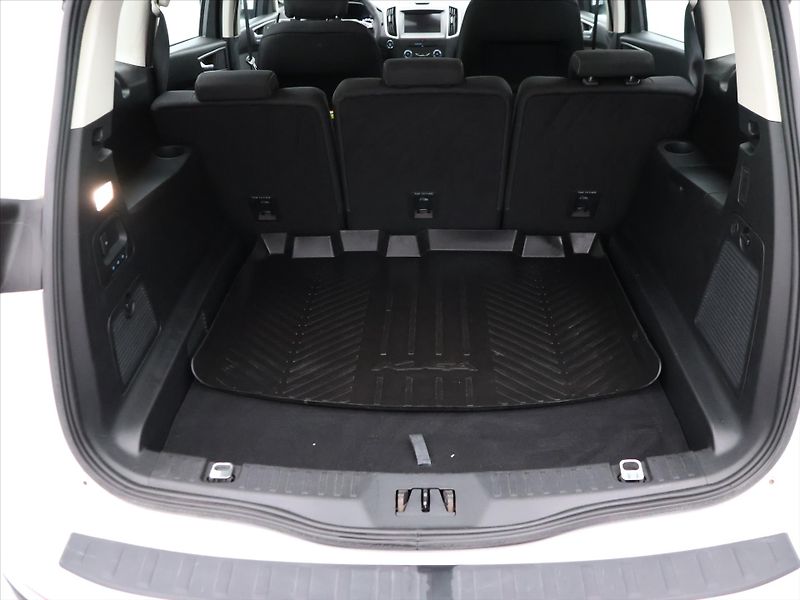 Ford S-MAX 2,0 TDCi 132kW Trend Klima - fotka 10 z 32