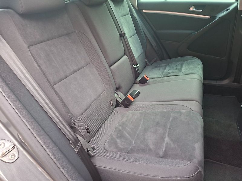 Volkswagen Tiguan (2014) 2.0TDI 103kW 6MAN - fotka 27 z 47