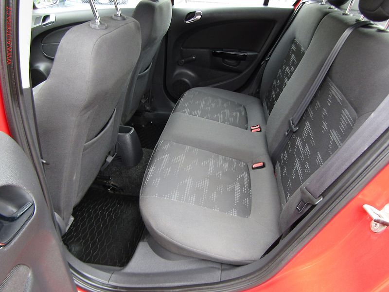 Opel Corsa (2014) 1.2i, ČR, AT, AC - fotka 10 z 16