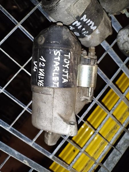 Toyota Starlet 1.3 55Kw startér - fotka 1 z 1