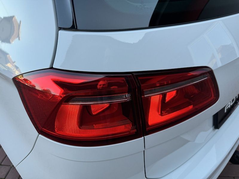 Volkswagen Golf Sportsvan (2015) 1.4TSi DSG Xenony Navi Tažné Z - fotka 44 z 50