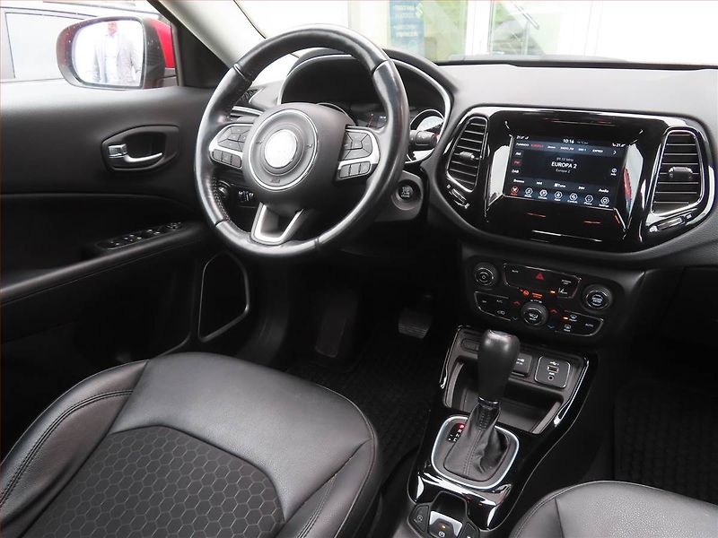 Jeep Compass (2021) 1.3 T-GDI, Automat, Serv.kniha - fotka 7 z 21