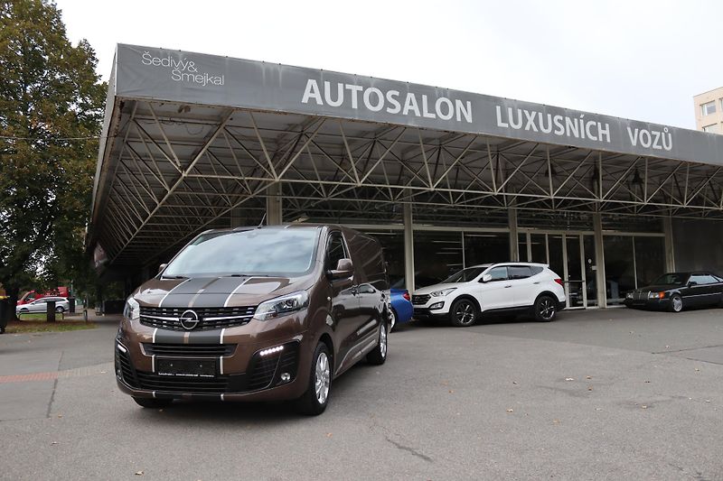 Opel Vivaro (2020) 2.0 BlueHDi/CDTi 130 kW - fotka 1 z 57