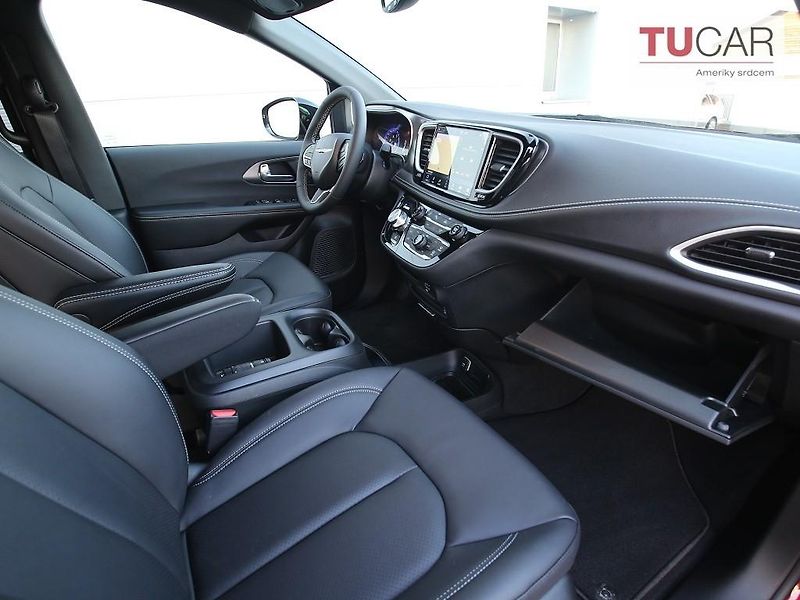 Chrysler Pacifica (2026) Select 3.6 V6 AWD - fotka 15 z 42