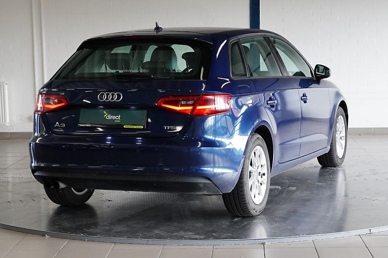 Audi A3 - fotka 2 z 22