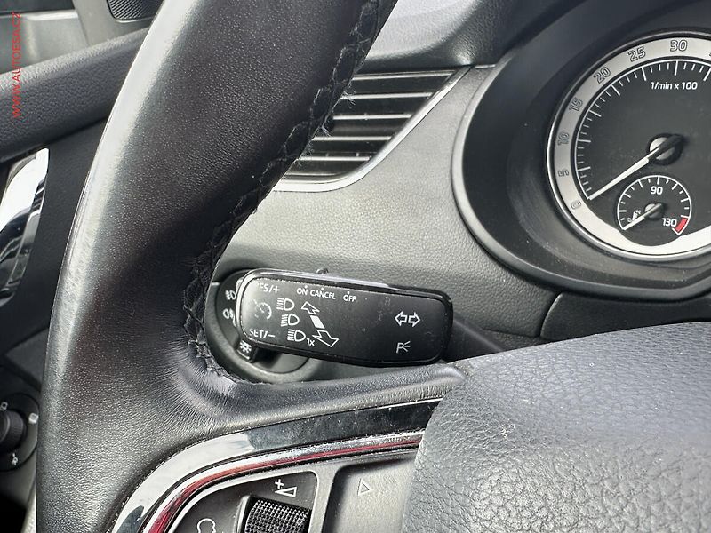 Škoda Octavia (2018) 2.0 TDi, DSG, LED, AC - fotka 13 z 24