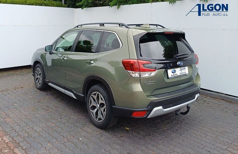 Subaru Forester COMFORT e-Boxer FB 20 110 kW C - fotka 4 z 28