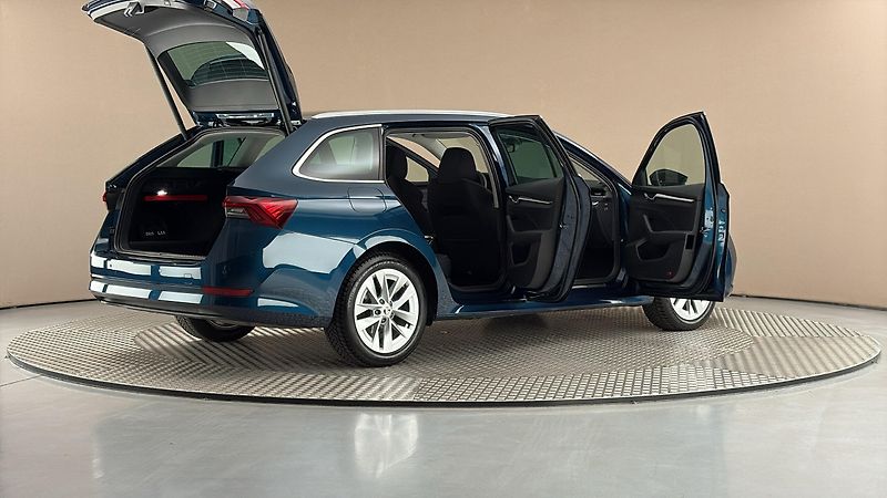 Škoda Octavia 1.5 TSI Style Combi - fotka 6 z 27