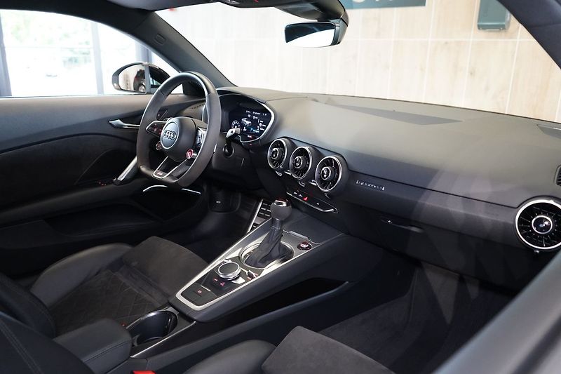 Audi TT RS Quattro, B&O, Matrix LED - fotka 46 z 47