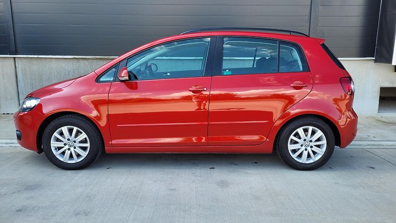 Volkswagen Golf Plus TREND 1,2 TSI 77 KW  ČR - fotka 5 z 22