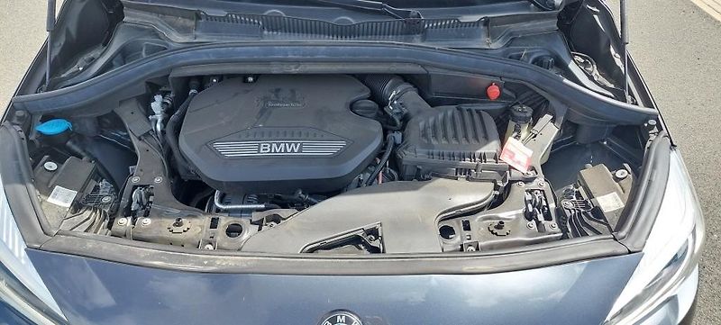BMW Řada 2 (2021) 216d Gran Tourer - fotka 17 z 19