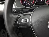Volkswagen Passat (2018) 2.0 TDI, Automat, Navi - náhled 18
