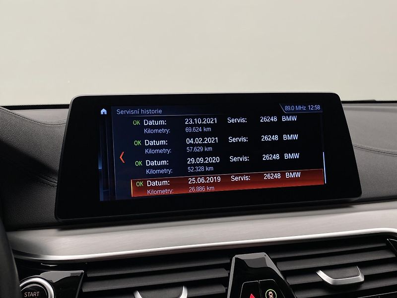 BMW Řada 6 640i GT Luxury Line REZERVACE - fotka 71 z 71