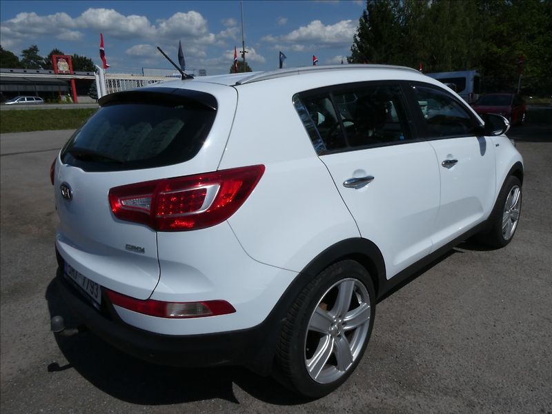 Kia Sportage 2,0 CRDi 135kW AWD 2x kola, ČR - fotka 9 z 41