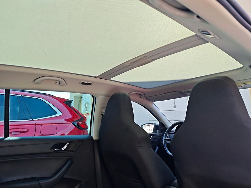 Škoda Rapid (2015) 1.2 TSi Spaceback Ambition + - fotka 29 z 42