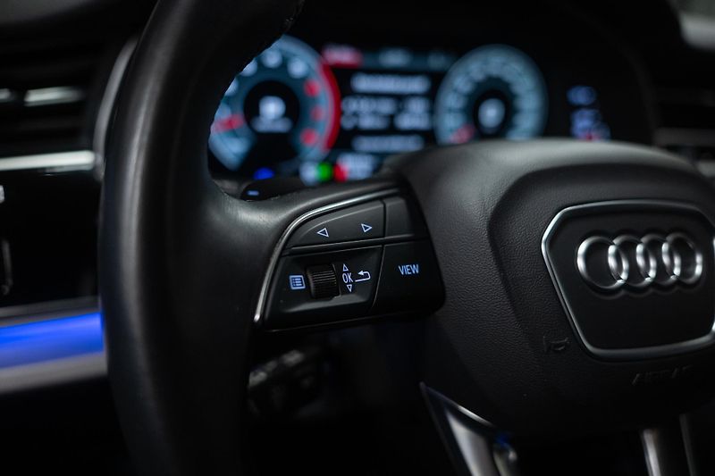 Audi Q7 (2022) S-LINE 55TFSI 250KW 4X4 VZDUCH - fotka 26 z 45