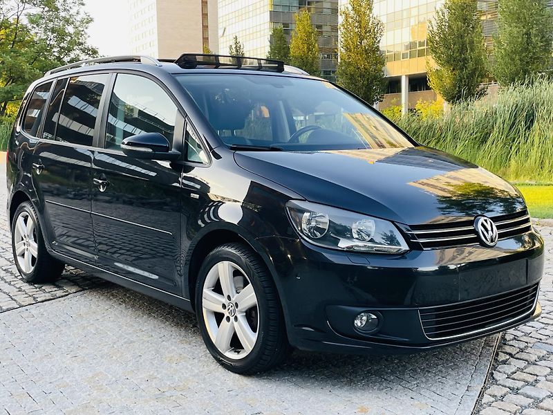 Volkswagen Touran 2.0TD MAN 7MÍST SERVISKA TAŽNÉ - fotka 8 z 48