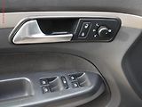 Volkswagen Touran (2007) 1.4 TSi, autoAC, tažné - náhled 15