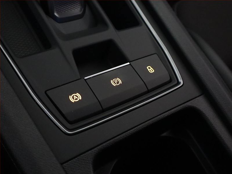 Cupra Formentor (2022) 1.5 TSI - fotka 16 z 17