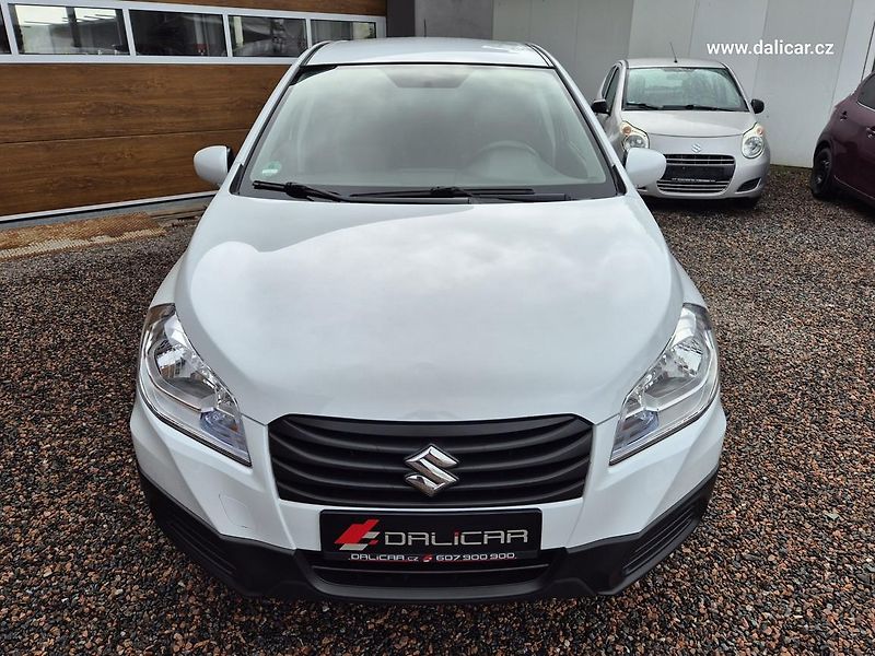 Suzuki SX4 S-Cross (2014) 1.6VVT 88KW CLUB Tažné - fotka 15 z 53