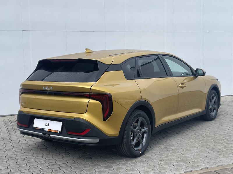 Kia K4 (2026) EXCLUSIVE 7DCT 1,6 T-GDi - fotka 2 z 5