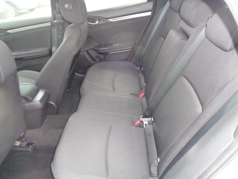 Honda Civic 1,0 - fotka 12 z 18